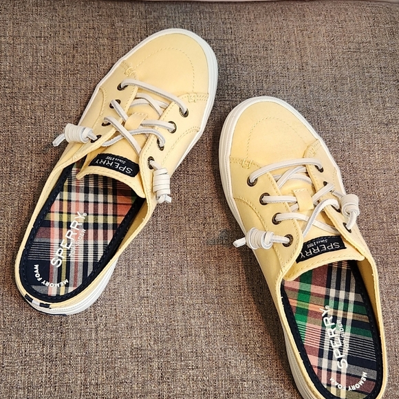 SPERRY NIB Crest Vibe Chambray Yellow Mules/slip ons SIZE 6 - Picture 8 of 8